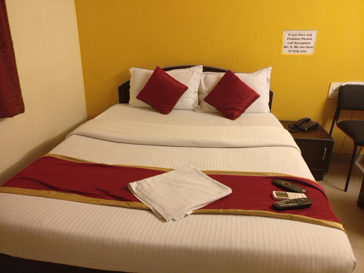 Hotel Skyland Bangalore Eksteriør billede
